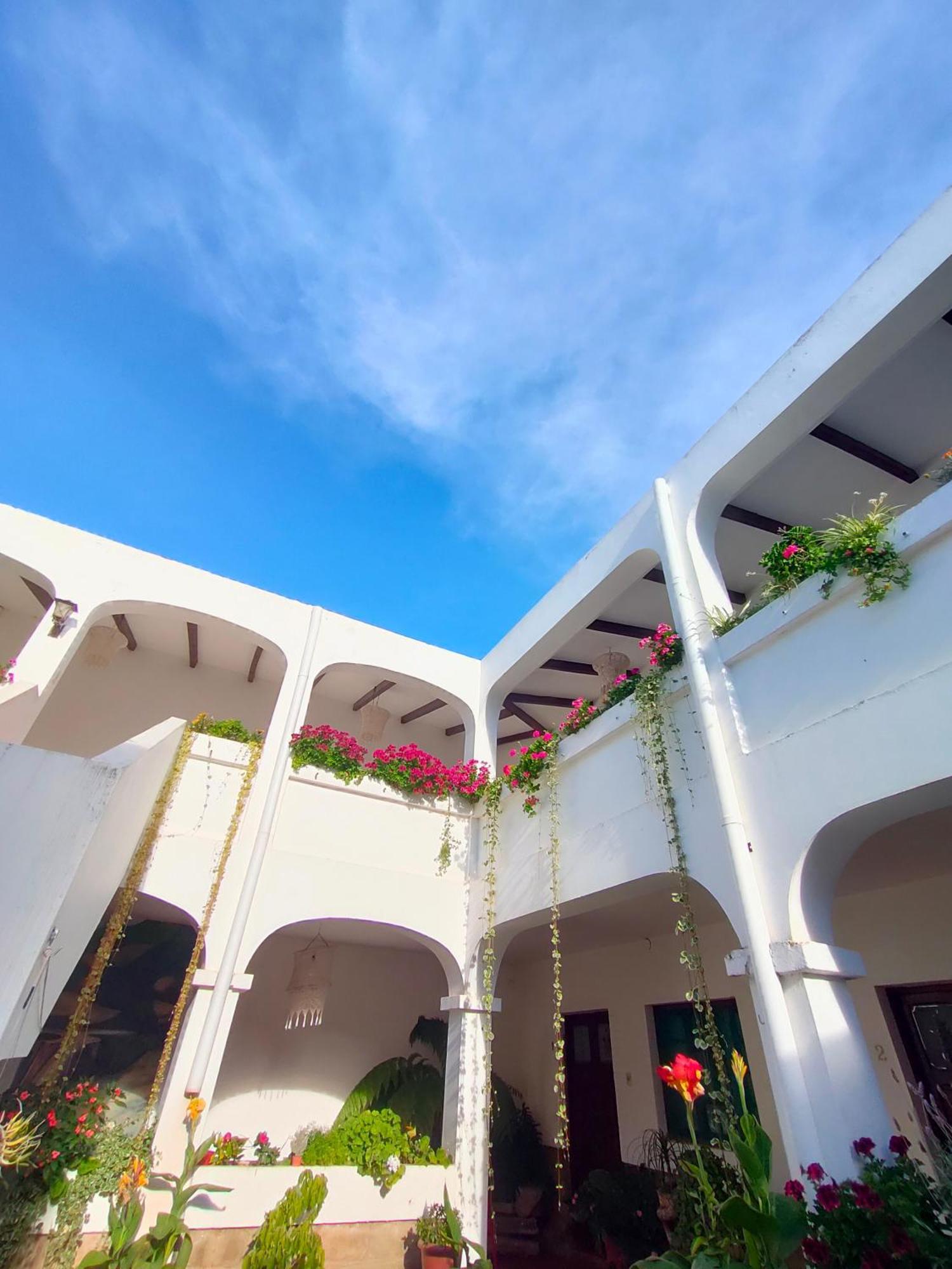 סמאיפאטה Hotel Casablanca מראה חיצוני תמונה
